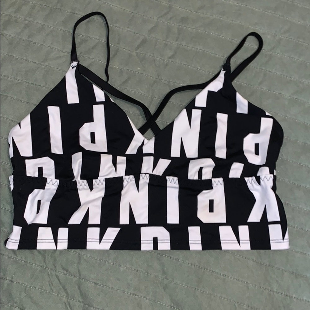 VS Pink Black/White Sport Bra